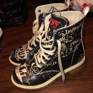 Goby limited edition combat boots